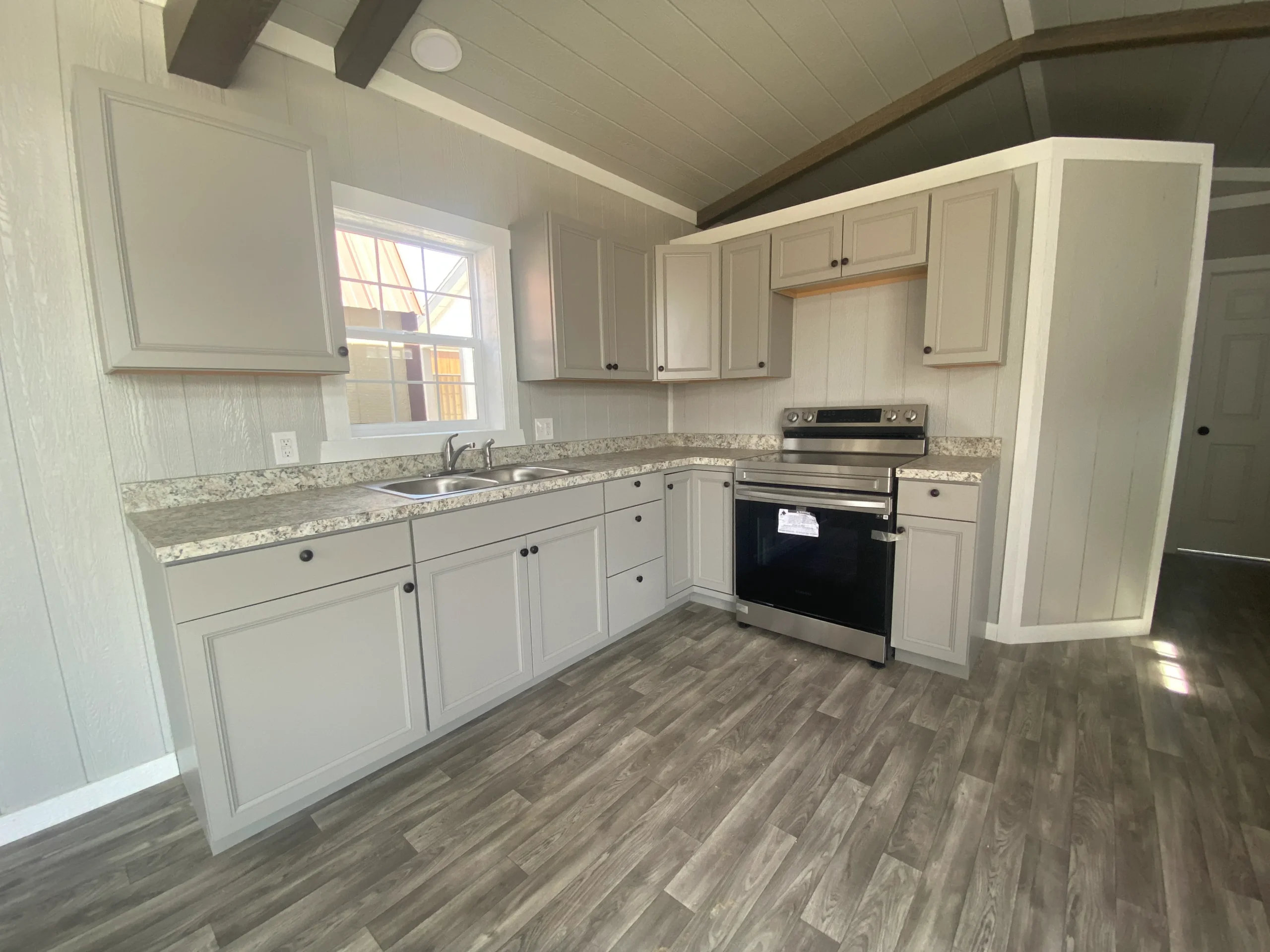 How To Tile Floor Kitchen Ohio Cabins and Structures